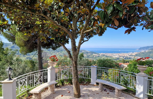 Villa Esmeralda - Photo 28