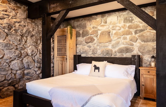 Horsefeathers Hotel - Photo 3