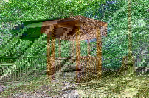Foto 25 - Er50 - Creekside - Great Location. Close To All The Action! 2 Bedroom Cabin by RedAwning