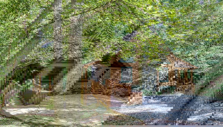 Foto 1 - Er50 - Creekside - Great Location. Close To All The Action! 2 Bedroom Cabin by RedAwning