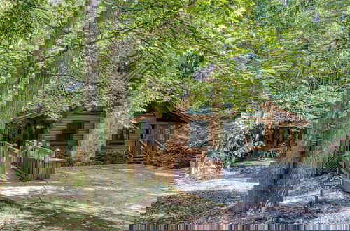 Foto 1 - Er50 - Creekside - Great Location. Close To All The Action! 2 Bedroom Cabin by RedAwning