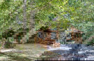 Foto 1 - Er50 - Creekside - Great Location. Close To All The Action! 2 Bedroom Cabin by RedAwning