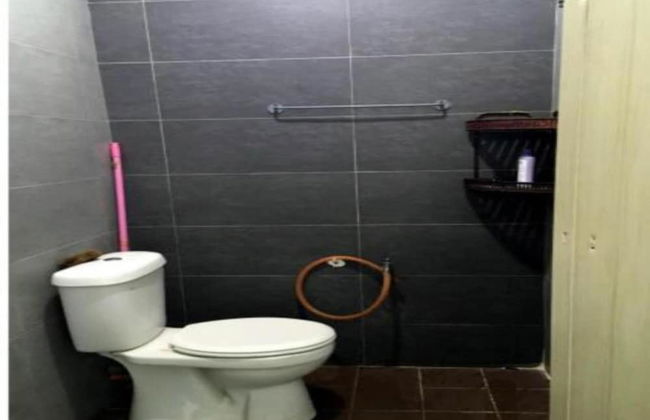 OYO Home 90977 AzZinki Homestay - Foto 7