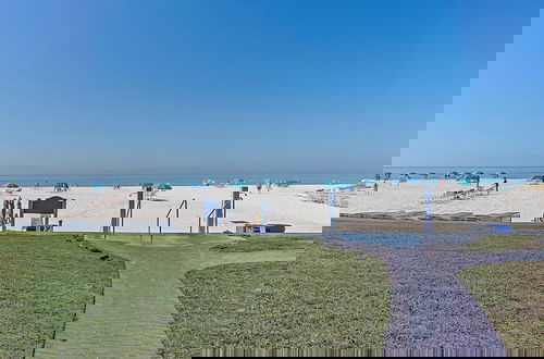 Foto 39 - Crystal Sands On Siesta 2 Bedroom Condo by RedAwning