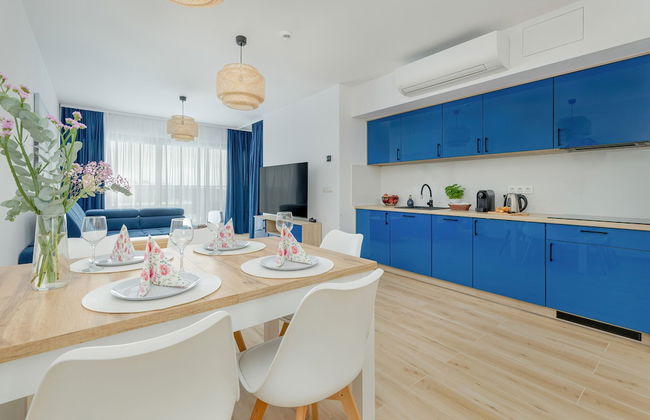 Blue Apartment With Sea View by Renters - Foto 33