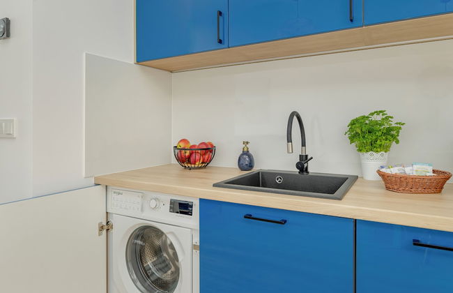 Blue Apartment With Sea View by Renters - Foto 16