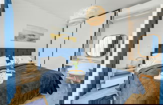 Photo 3 - Blue Apartment With Sea View by Renters