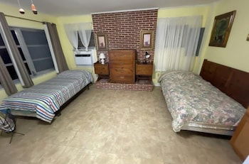 Foto 3 - Rim Canal - Access To Fishing, Just Off Lake Okeechobee! 1 Bedroom Cottage by RedAwning