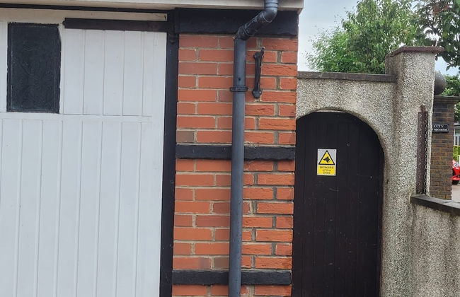 1 Bedroom - Sleeps 3 - Free Parking - Photo 14