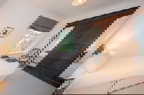 Photo 7 - Apartment 4 The Grove