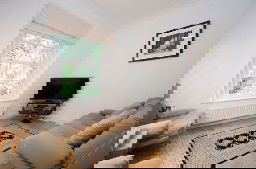 Photo 16 - Apartment 4 The Grove