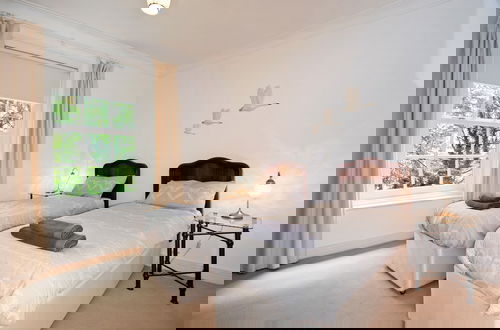 Photo 3 - Apartment 4 The Grove
