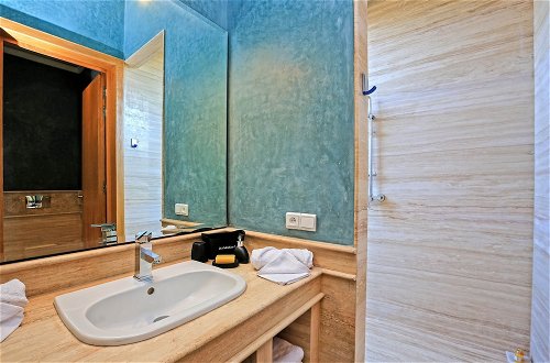 Foto 19 - Impeccable 5-bed Villa in Marrakech