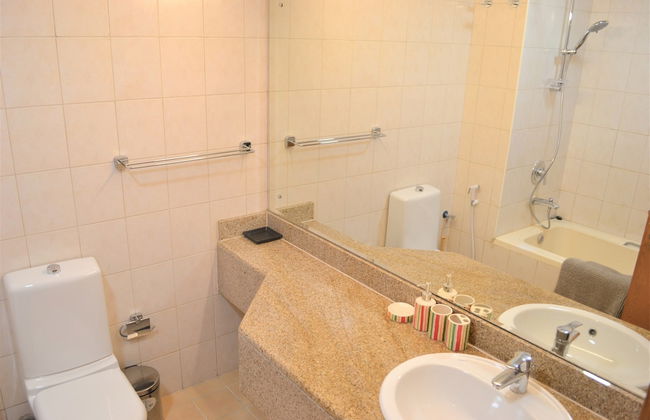 HRI - Studio - Photo 8