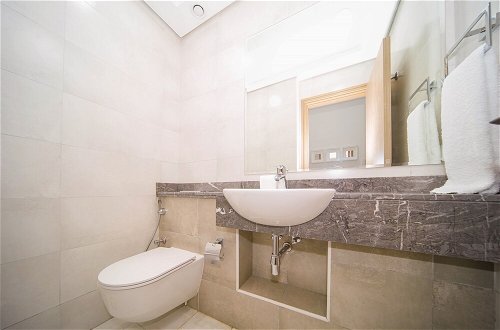 Photo 17 - Extravagant 1 BR in the heart of Dubai