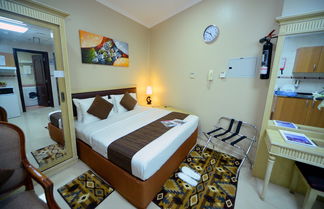 Photo 2 - Emirates Stars Hotel Apartments Sharjah