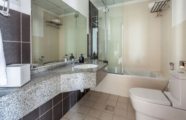 Outstanding 2BR in Serene JVT Neighborhood! - Foto 15