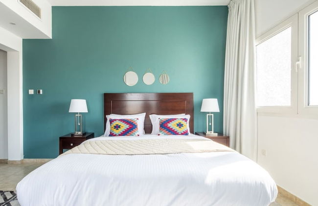 Outstanding 2BR in Serene JVT Neighborhood! - Foto 8