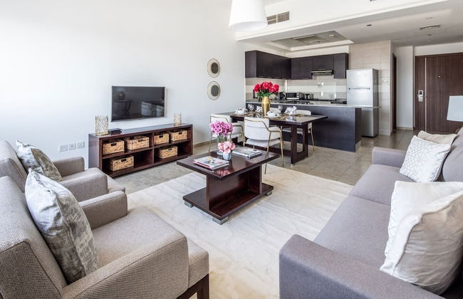 Outstanding 2BR in Serene JVT Neighborhood! - Foto 13