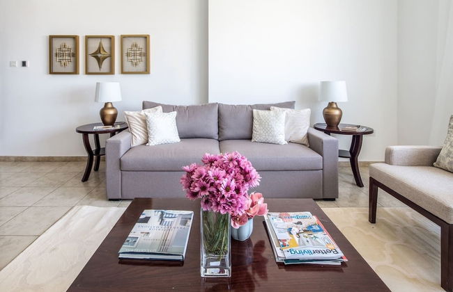 Outstanding 2BR in Serene JVT Neighborhood! - Foto 11