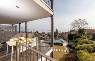 Photo 2 - The View-wind Design apt With Terrace Lake View