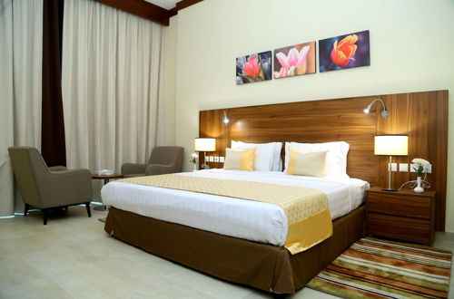 Photo 2 - Tulip Al Barsha Hotel Apartment