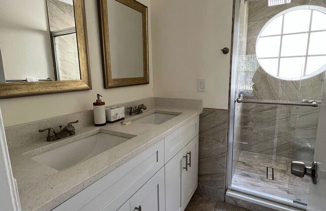 ELEGANT & LUXURY APARTMENT CLOSE DISNEY - Foto 16