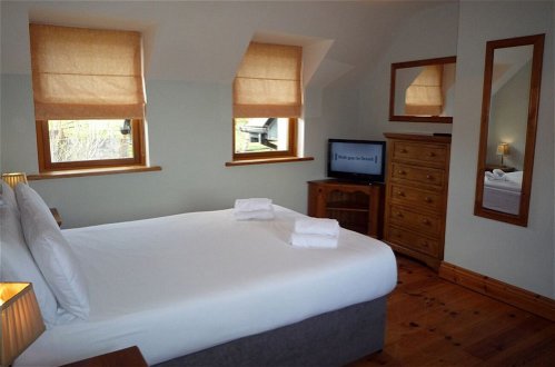 Photo 3 - Dingle Courtyard Cottages 2 Bed Sleeps 4