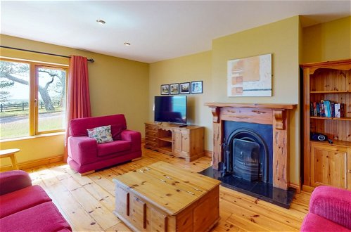 Photo 27 - Dingle Courtyard Cottages 2 Bed Sleeps 4