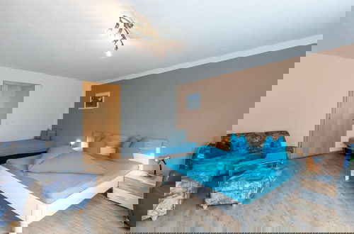 Foto 8 - Lush Apartment in Strengen Near St Anton am Arlberg