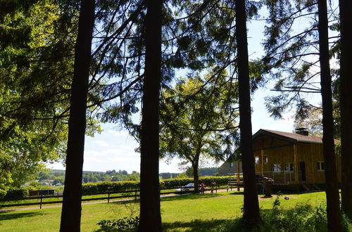 Photo 16 - Welcoming Cottage in Hatrival With Terrace