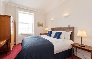 Photo 3 - Henrietta Suites City Centre