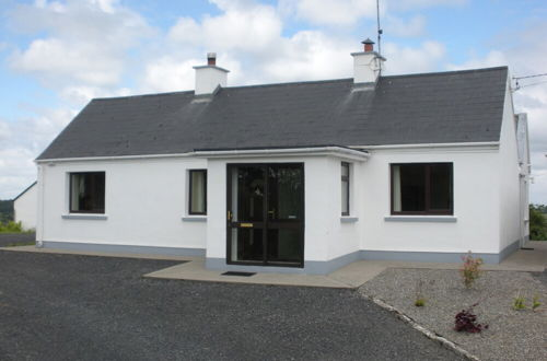 Photo 1 - Beautiful 3-bed House in Knock