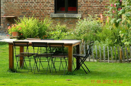 Photo 22 - Regional House With Exposed Timber Frame Elements Full of Authenticity and Charm in a Green Area