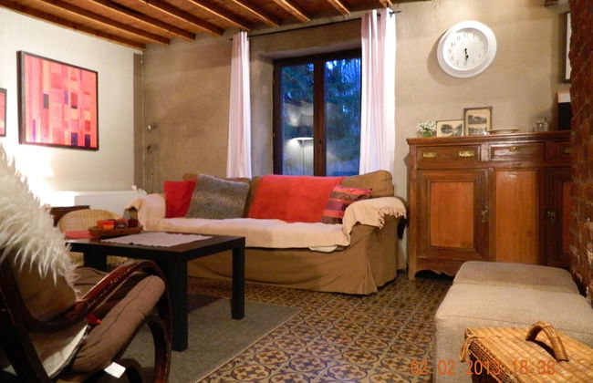 Regional House With Exposed Timber Frame Elements Full of Authenticity and Charm in a Green Area - Foto 8