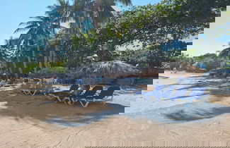 Foto 1 - Costambar Beachfront Stay With Pool
