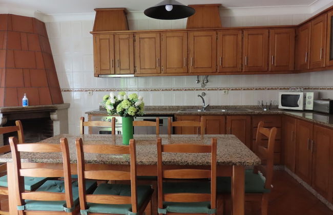 Lovely 3-bed House in Queimada Ideal for Families - Foto 11