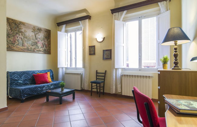 Florence Ariento Romantic Apartment - Photo 18