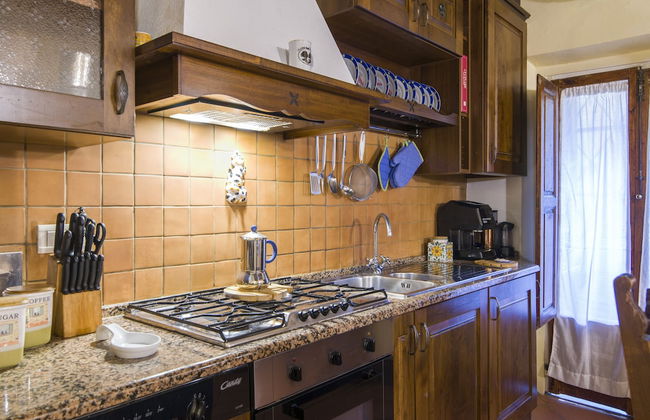 Florence Ariento Romantic Apartment - Photo 8