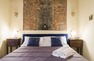 Photo 3 - Florence Ariento Romantic Apartment