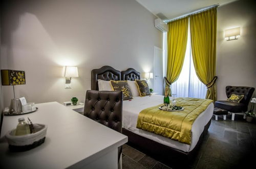 Photo 4 - Chic & Town Luxury Rooms