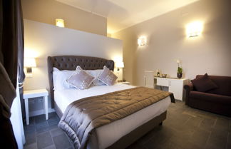 Foto 3 - Chic & Town Luxury Rooms