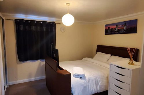 Photo 9 - Lovely 2 Bed Apartment in East London