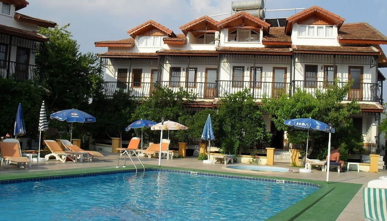 Photo 1 - Villa Ozalp Apartments