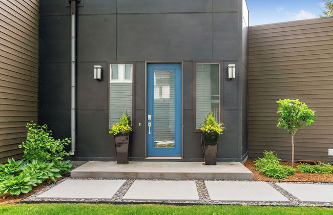 Lakefront Luxury - Foto 49