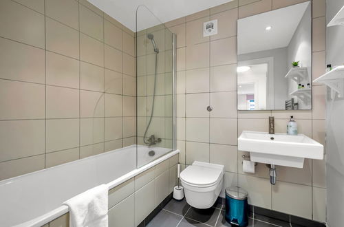 Photo 15 - 1 Bed Serviced Apartment near Blackfriars