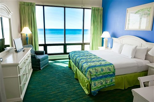 Foto 2 - Landmark Holiday Beach Resort by VRI Americas
