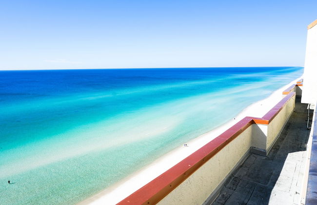 Landmark Holiday Beach Resort - Foto 30