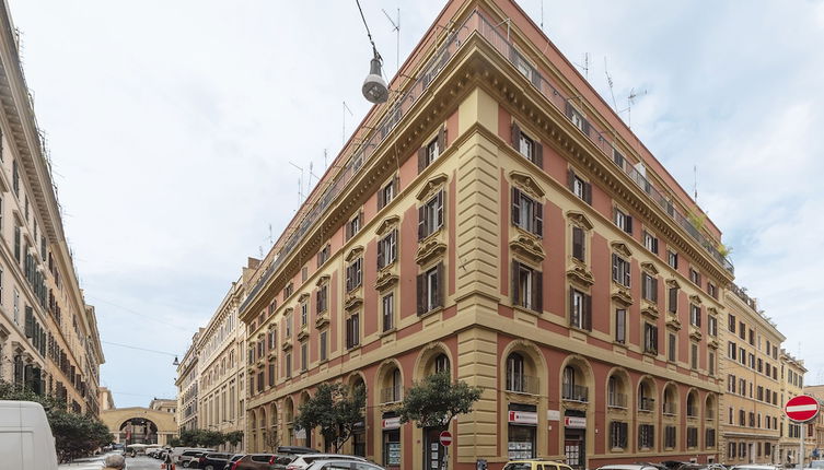 Photo 1 - Porta Pia Apartment with Balcony