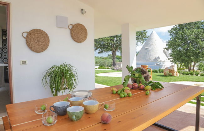 TD Trulli Saveni Trulli with Pool Near the Centre - Photo 20
